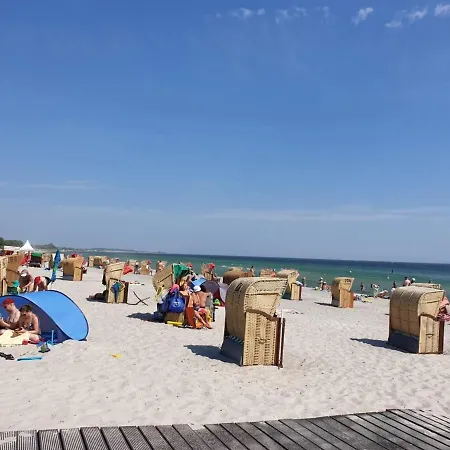 Fehmarn-Ostseeferien157Strandburgburgtiefe App 010